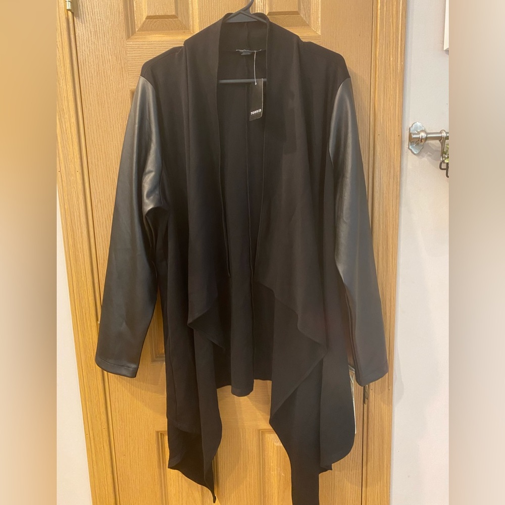 NWT 2X Torrid Kimono